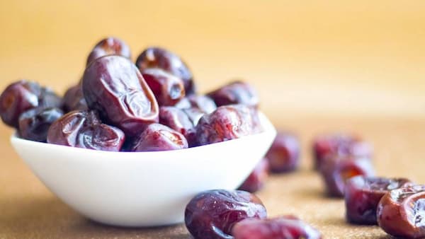 تصویر 2 از قیمت خرید خرما کلوته بم + فروش ویژه